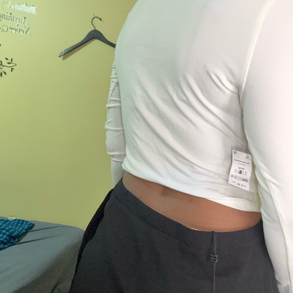 Tops - Picture 3 of 3